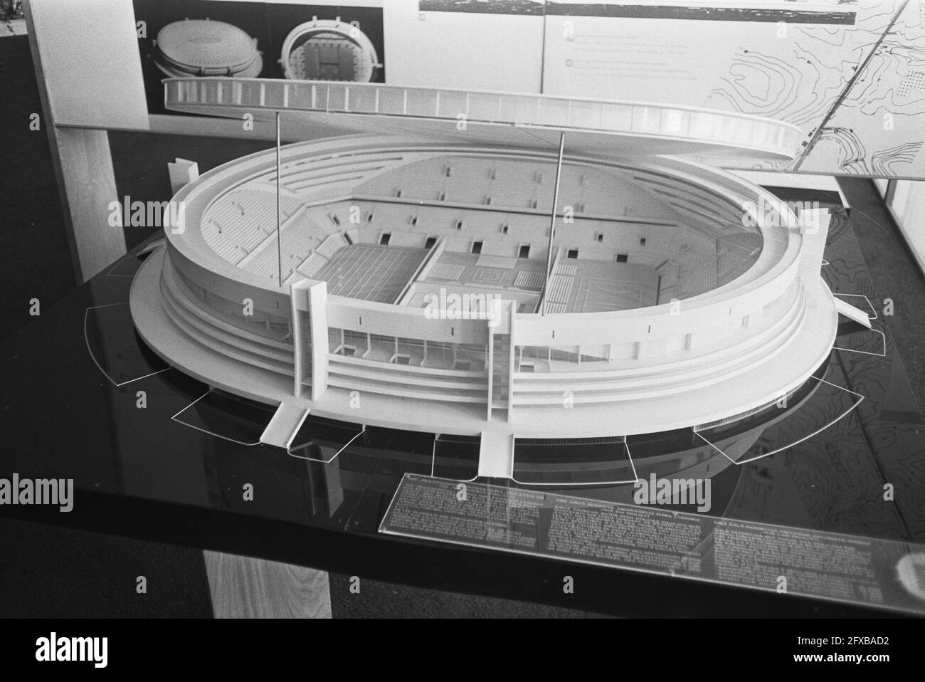 Treffen des Internationalen Olympischen Komitees in RAI, Amsterdam auf dem  Gelände der Olympischen Spiele 1976; Modell-Hallenstadion für Hallensport,  Moskau, 11. Mai 1970, Modelle, Meetings, Niederlande, Foto der  Presseagentur des 20. Jahrhunderts ...