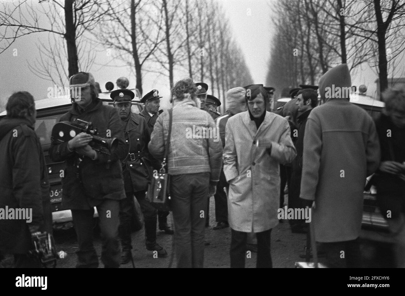 Posträuber nehmen Familie in Bauernhof in weil als Geisel, Polizei auf Bauernhof, 30. Januar 1973, POLIZEI, Bauernhöfe, Familien, Geiseln, Niederlande, Foto der Presseagentur des 20. Jahrhunderts, Nachrichten zum erinnern, Dokumentarfilm, historische Fotografie 1945-1990, visuelle Geschichten, Menschliche Geschichte des zwanzigsten Jahrhunderts, Momente in der Zeit festzuhalten Stockfoto