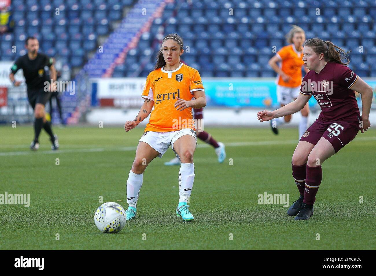 Falkirk, North Lanarkshire, Großbritannien. Mai 2021. Priscila Chinchilla (#21) von Glasgow City FC während der Scottish Building Society Scottish Women's Premier League 1 Fixture Glasgow City FC vs Heart of Midlothian FC, Falkirk Stadium, Falkirk, North Lanarkshire, 26/05/2021 Credit Alamy Live News Stockfoto