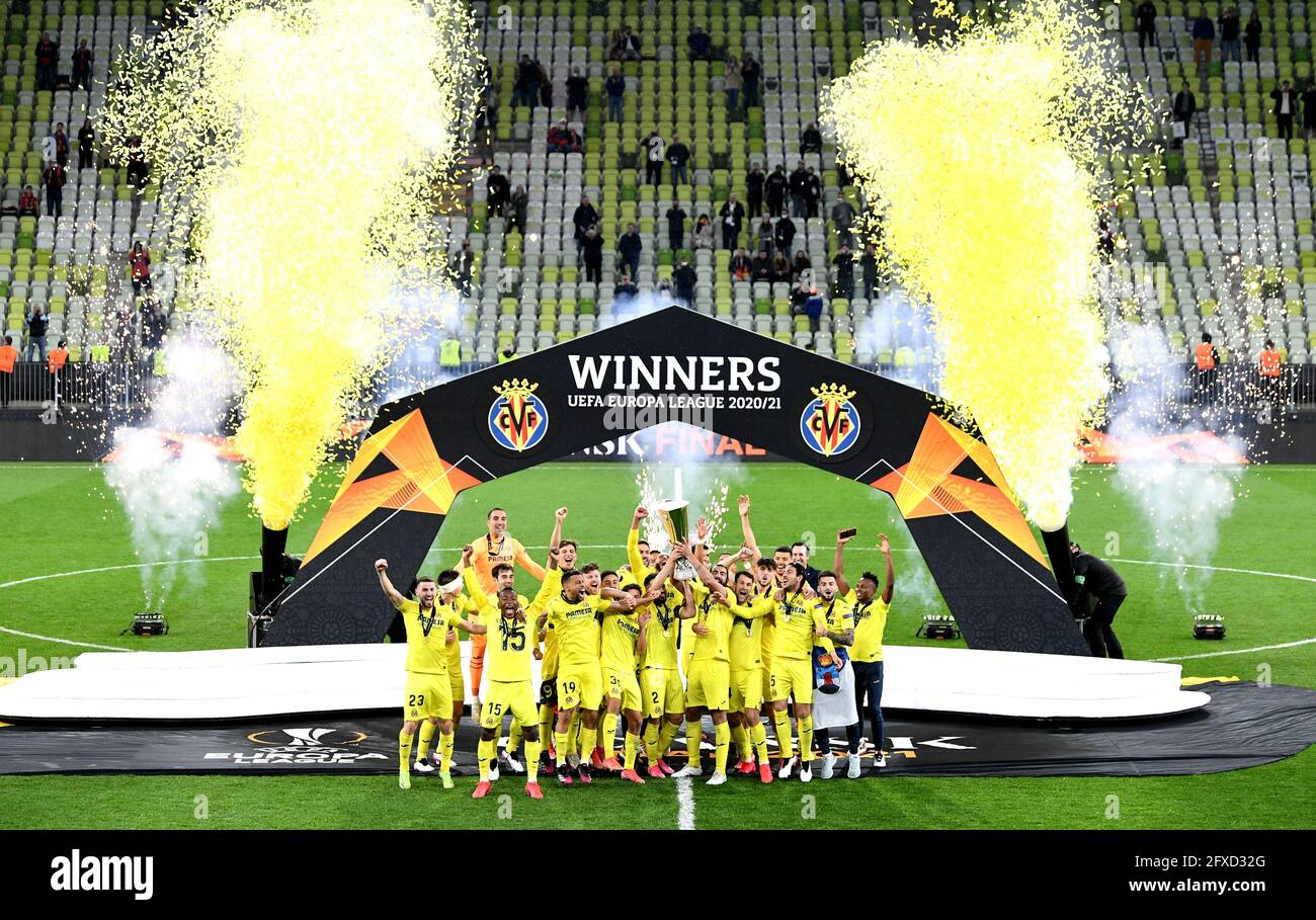 Villarreal feiert den Gewinn des UEFA Europa League Finales im Danziger Stadion, Polen. Bilddatum: Mittwoch, 26. Mai 2021. Stockfoto
