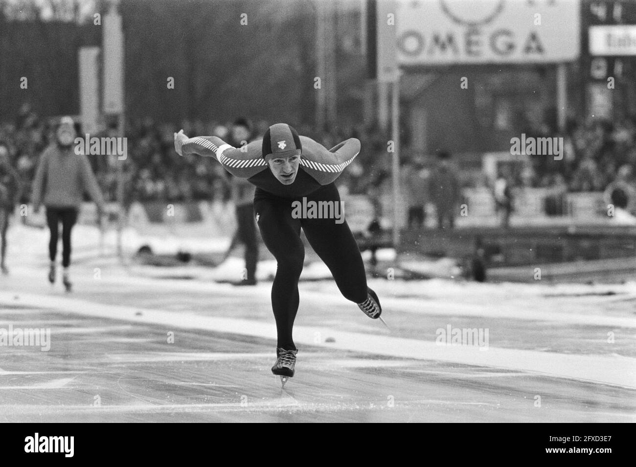 Piet kleine in Aktion auf der 1500 Meter, 25. Januar 1981, Männer, Skaten, Sport, Wettbewerbe, Niederlande, Foto der Presseagentur des 20. Jahrhunderts, zu erinnerende Nachrichten, Dokumentarfilm, historische Fotografie 1945-1990, visuelle Geschichten, Menschliche Geschichte des zwanzigsten Jahrhunderts, Momente in der Zeit festzuhalten Stockfoto