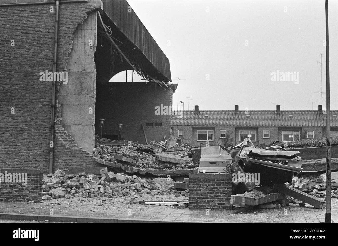 St. Lucas Kirche in Den Bosch teilweise zusammengebrochen, 13. Januar 1968, Kirchen, Niederlande, 20. Jahrhundert Presseagentur Foto, Nachrichten zu erinnern, Dokumentarfilm, historische Fotografie 1945-1990, visuelle Geschichten, Menschliche Geschichte des zwanzigsten Jahrhunderts, Momente in der Zeit festzuhalten Stockfoto