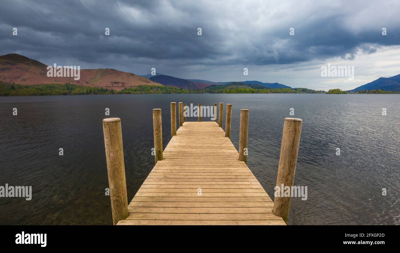 Die Ashness Bridge Bootsanlegestelle auf Derwent Water, Lake District, England Stockfoto