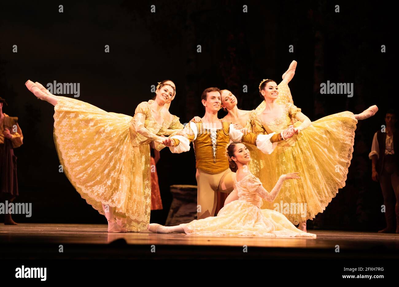 El lago de los cisnes’ en la emotiva versión de Cranko, servida por un Ballet Nacional Checo con posibles Stockfoto