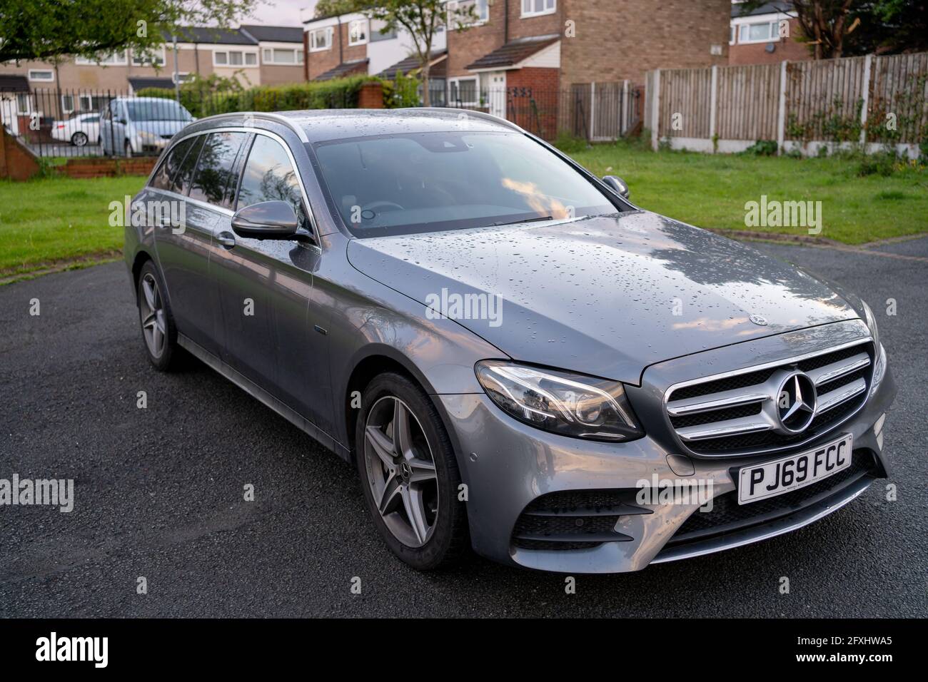 London, Großbritannien, 18. Mai 2021: Mercedes-Benz E 300 DE Plug-in Hybrid Break EQ Power Stockfoto