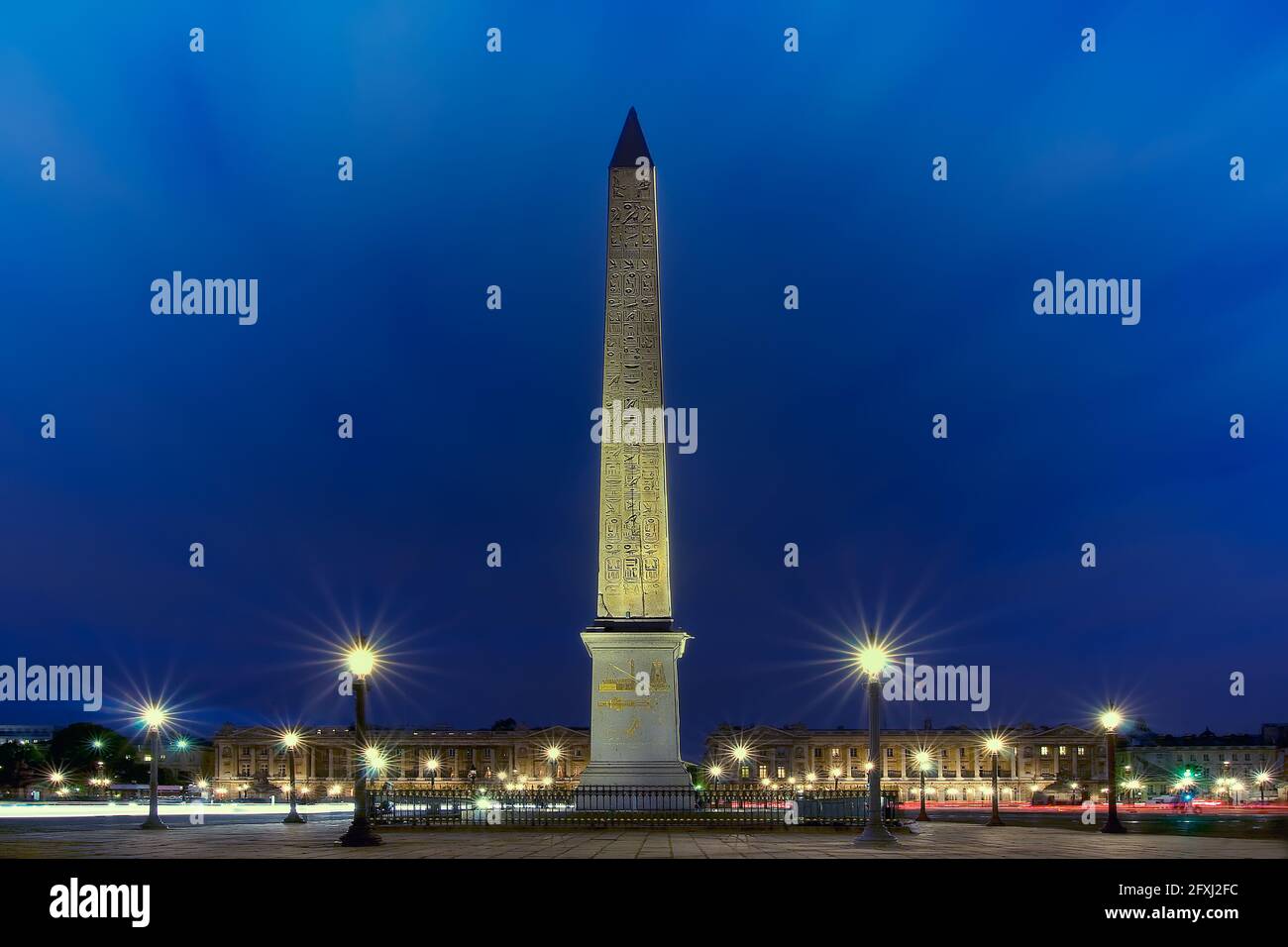 FRANKREICH, PARIS (75) 8. ARR, OBELISK VON LUXOR ZUR BLAUEN STUNDE Stockfoto