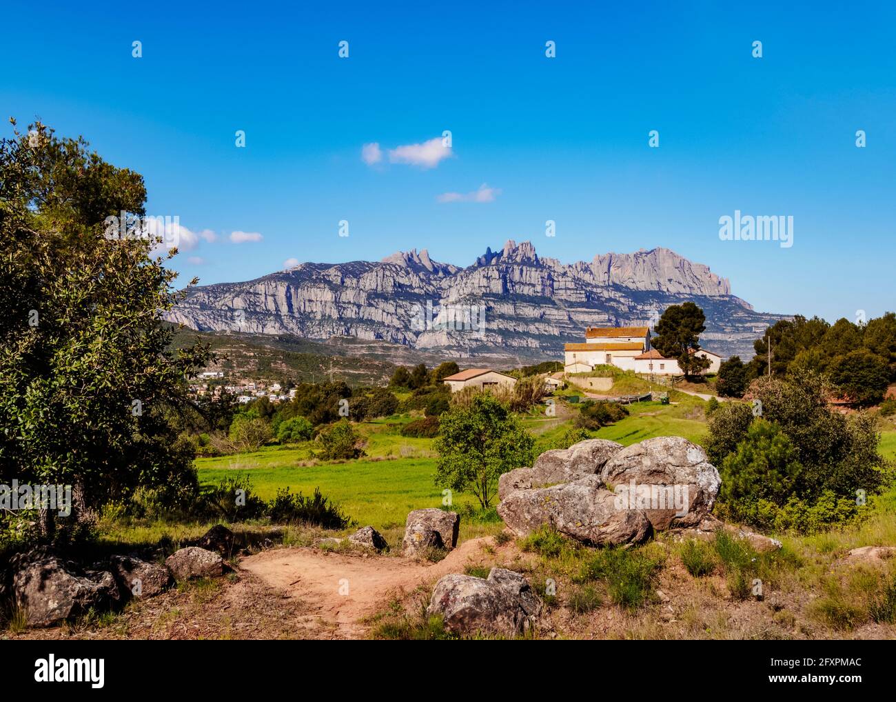 Blick auf den Montserrat, eine mehrstufige Bergkette in der Nähe von Barcelona, Katalonien, Spanien, Europa Stockfoto