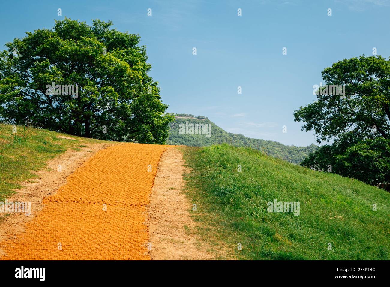 Uralte Gräber von Daeseong-dong in Gimhae, Korea Stockfoto