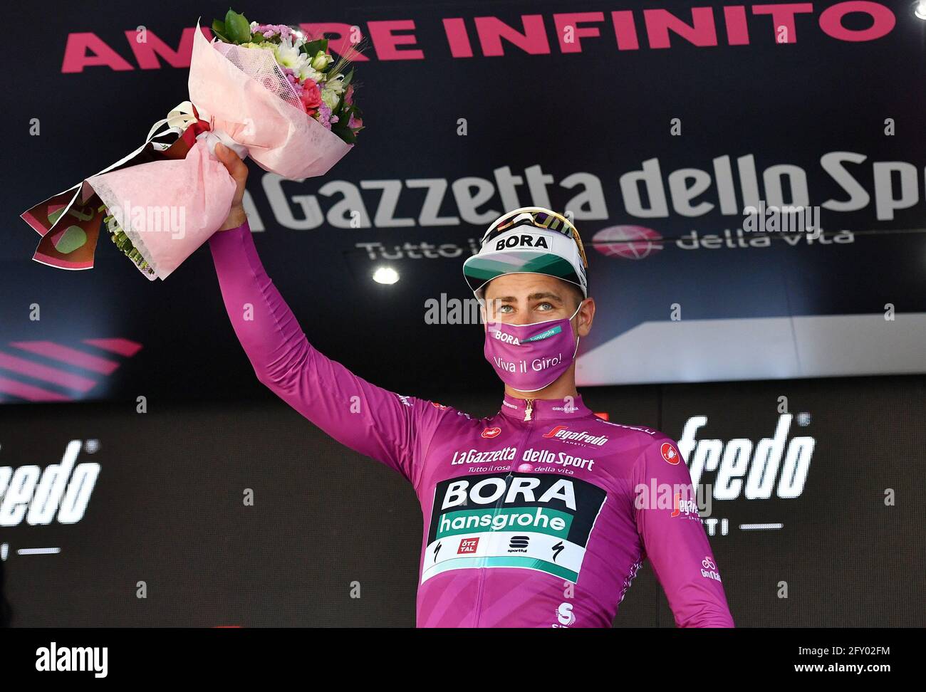 peter sagan maglia ciclamino