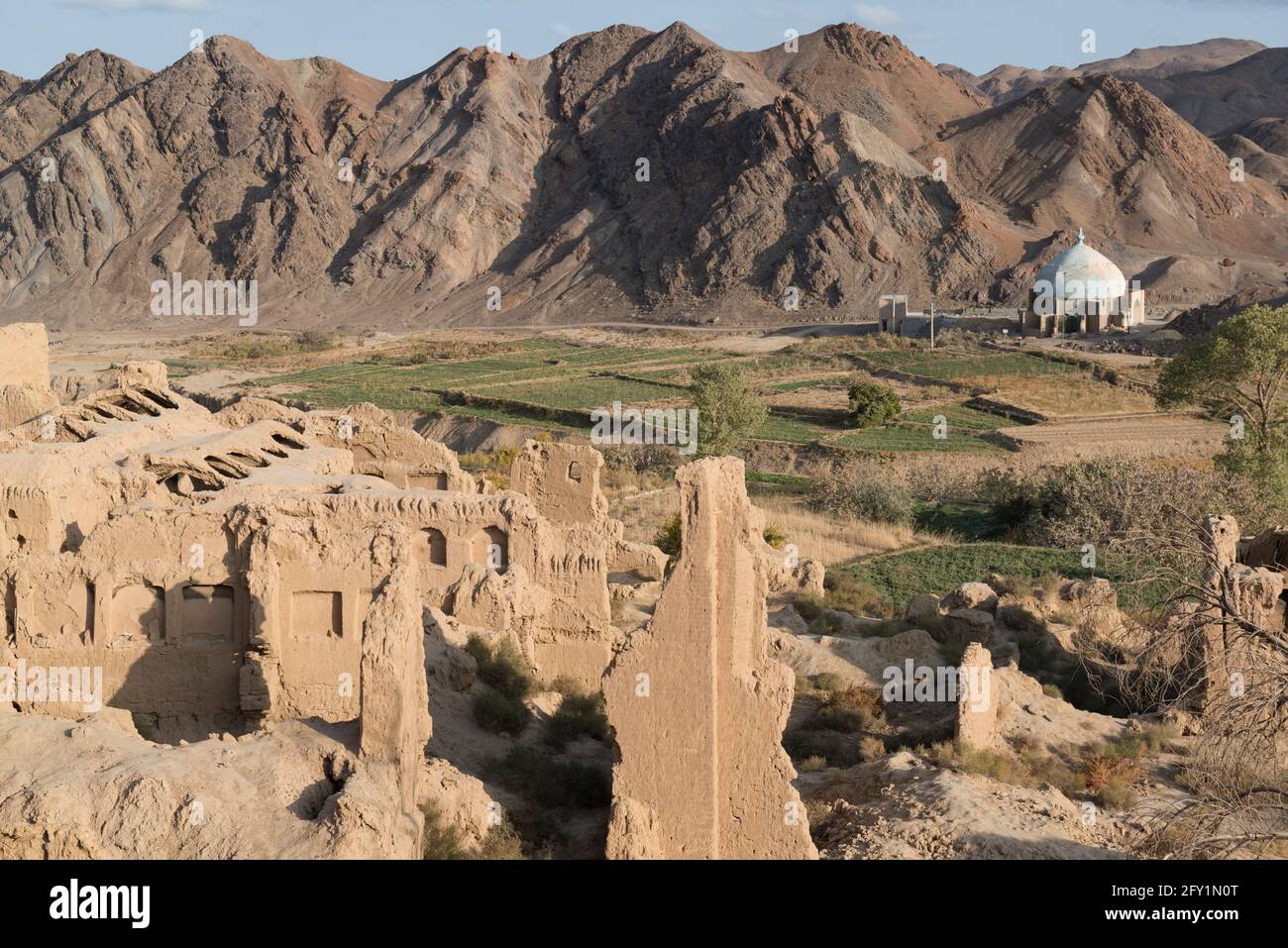 Das 1000 Jahre alte, eingestürzte Lehmziegeldorf Kharanaq. Ardakan, Provinz Yazd, Iran. Stockfoto