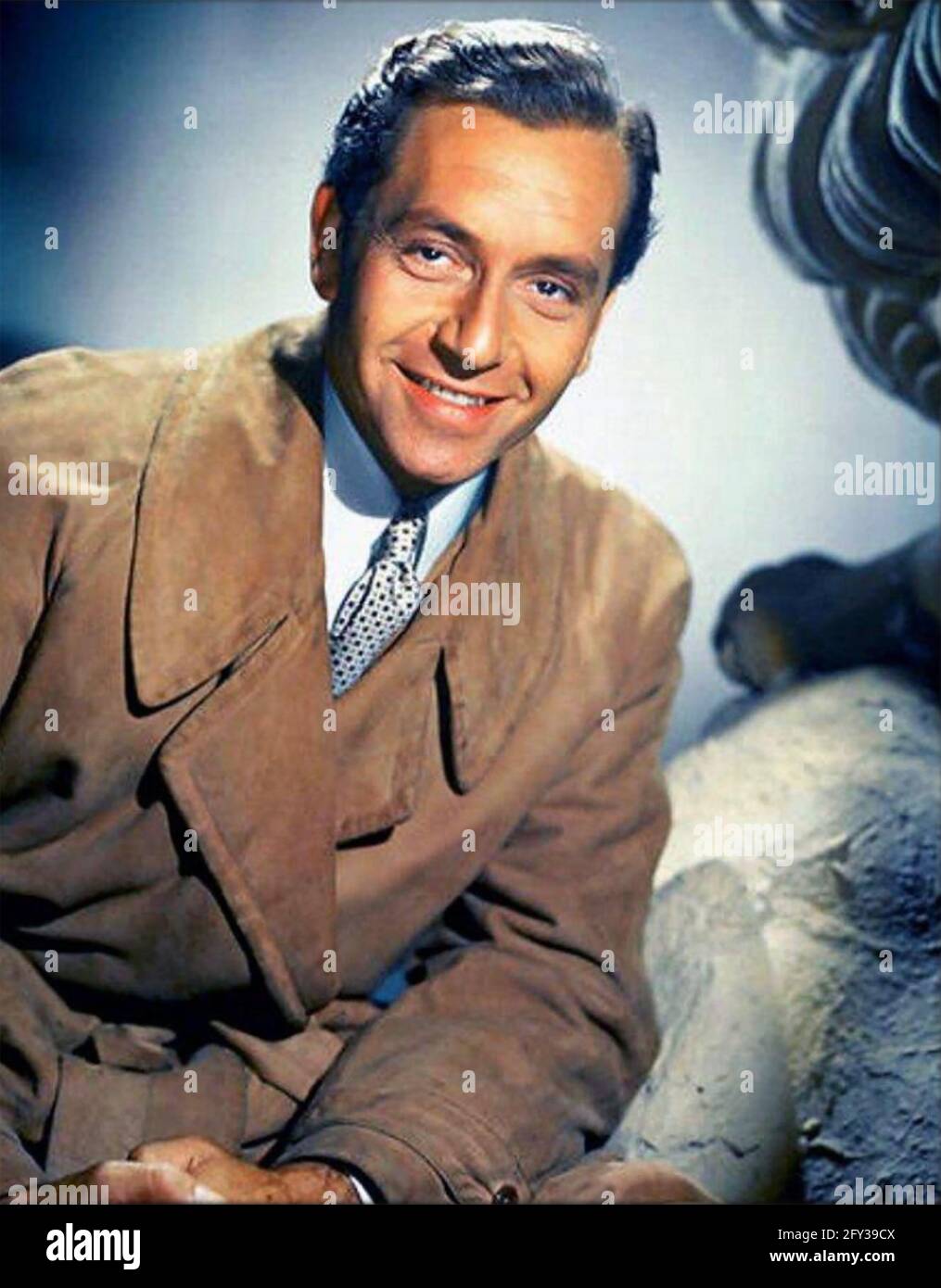 PAUL HENREID (1908-1992) Ausytrian-britisch-amerikanischer Filmschauspieler und Produzent um 1945 Stockfoto