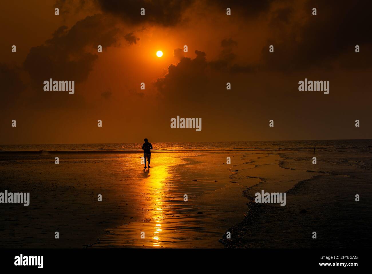 Sonnenaufgang am Meer Stockfoto