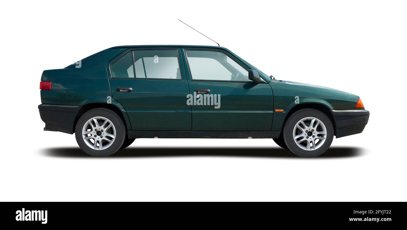 Classic Alfa Romeo 33, Seitenansicht isoliert auf weißem Hintergrund Stockfoto