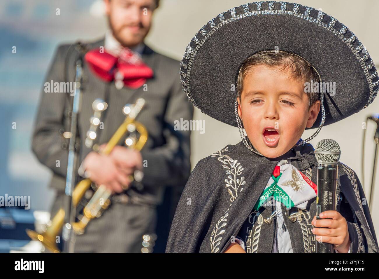 Traditionelles Mexfest am Yonge-Dundas Square, Toronto, Kanada. Das Jahr 2015 Stockfoto