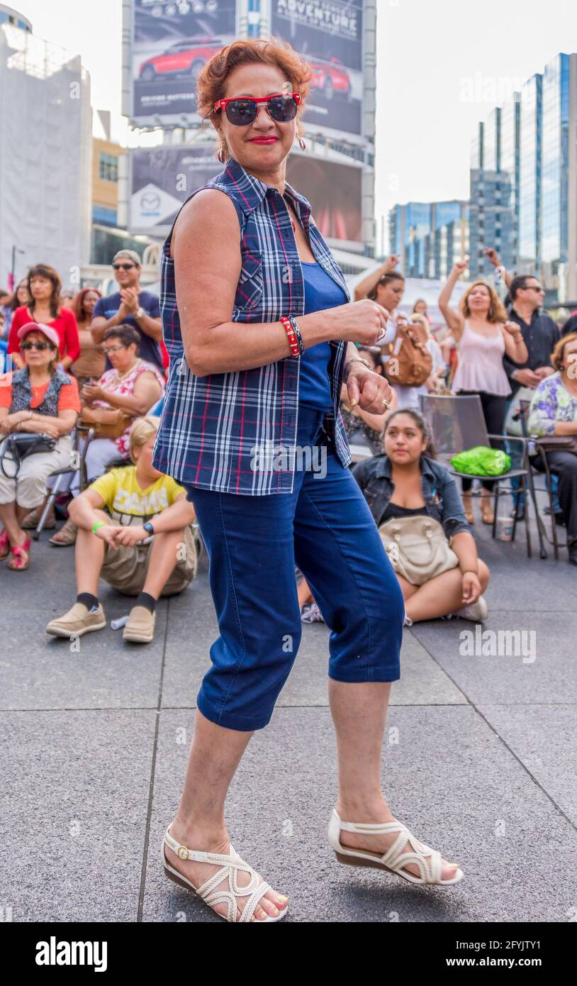 Traditionelles Mexfest am Yonge-Dundas Square, Toronto, Kanada. Das Jahr 2015 Stockfoto