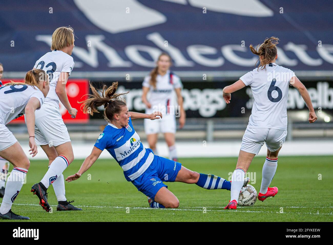 ZWOLLE, NIEDERLANDE - 28. MAI: Dominique Bruinenberg von PEC Zwolle während des Wettstreits der niederländischen Frauenredivisie zwischen PEC Zwolle und VV Alkmaar im Sportpark Be Quick 28 am 28. Mai 2021 in Zwolle, Niederlande (Foto: Kristian Giesen/Orange Picles) Stockfoto