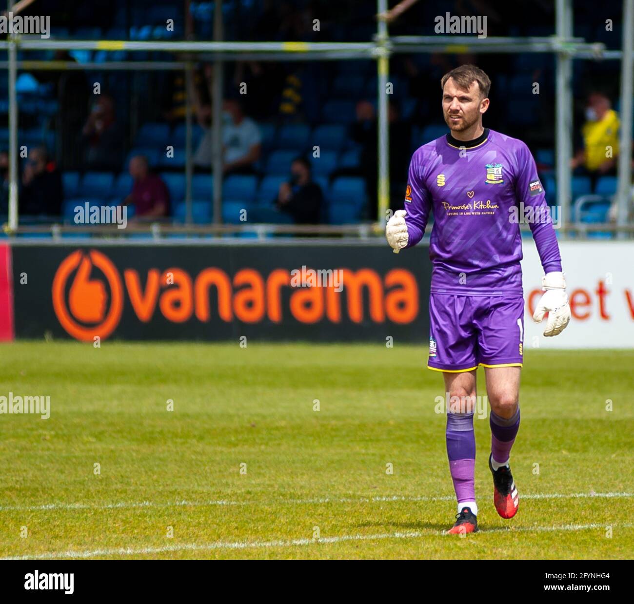 Solihull, Großbritannien. Mai 2021. Ryan Boot (Solihull Moors #1) feiert das 1. Tor während des Spiels der Vanarama National League zwischen Solihull Moors & Eastleigh im SportNation.be-t-Stadion in Solihull, England.Quelle: SPP Sport Press Foto. /Alamy Live News Stockfoto