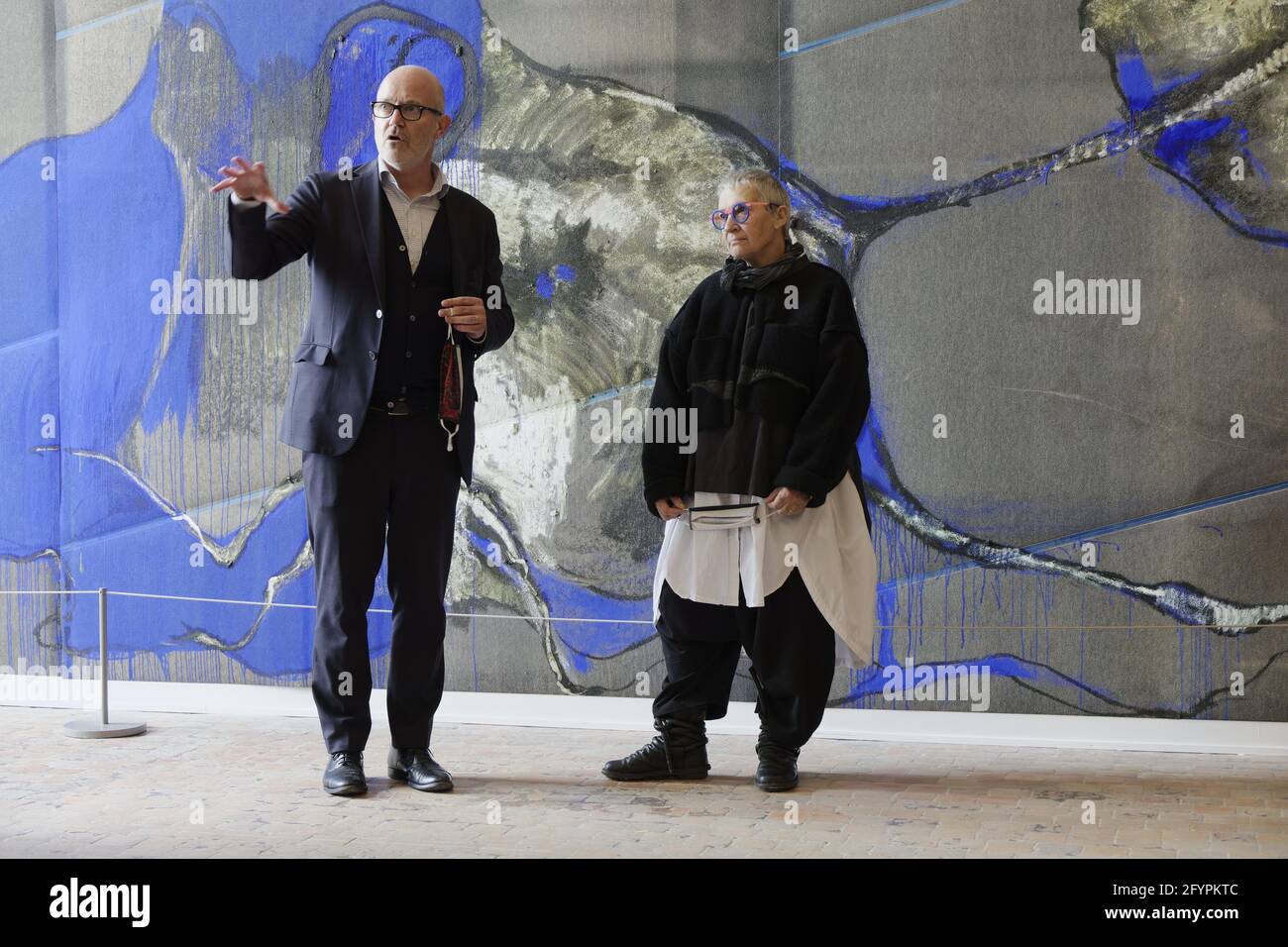 Chambord, Frankreich. Mai 2021. Lydie Arickx und Yannick Mercoyrol präsentieren die Arbeiten der Künstlerin während der Presseeröffnung von ARBORESCENCES Stockfoto