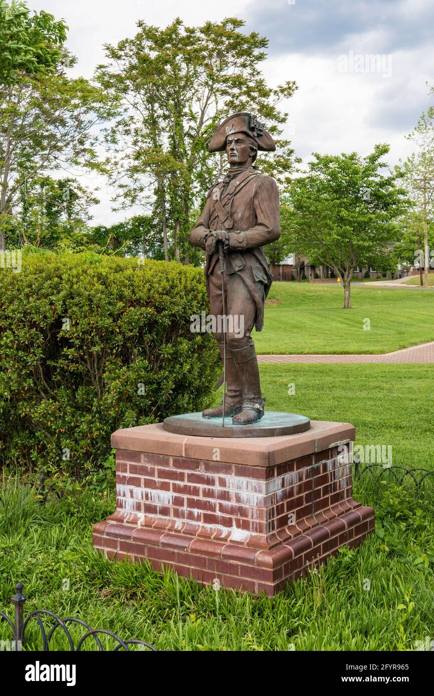 Millville, NJ - 11. Mai 2021: Statue des Kapitäns Joseph Buck, eines Offiziers des Revolutionskriegs und Kommandanten der Cumberland County Miliz, der t Stockfoto