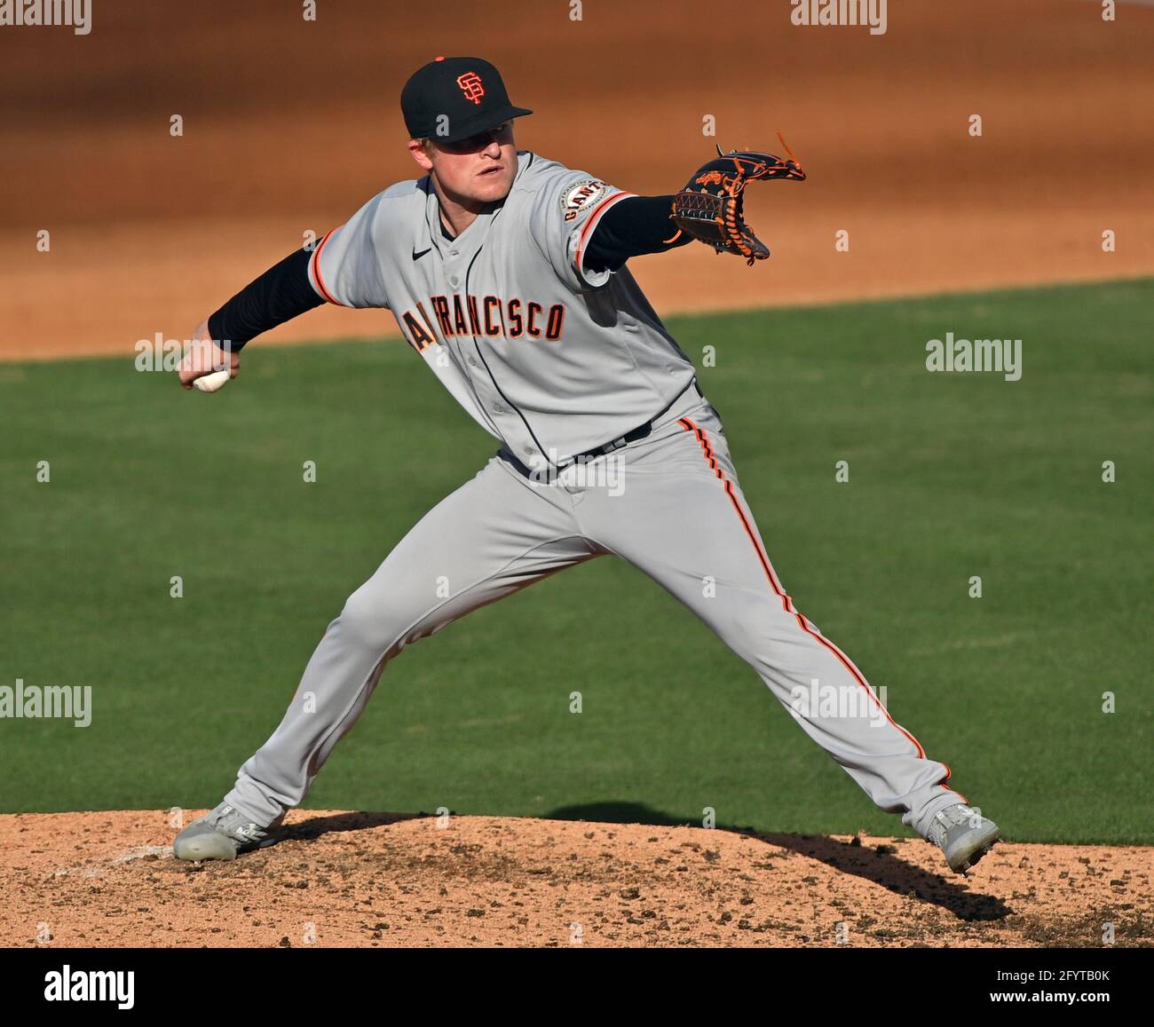 San Francisco Giants starten Pitcher Logan Webb windet sich zu liefern während der zweiten Inning im Dodger Stadium in Los Angeles am Samstag, 29. Mai 2021. Die Dodgers verloren 11-6 gegen die Giants und gingen in NL West auf den dritten Platz. Foto von Jim Ruymen/UPI Credit: UPI/Alamy Live News Stockfoto