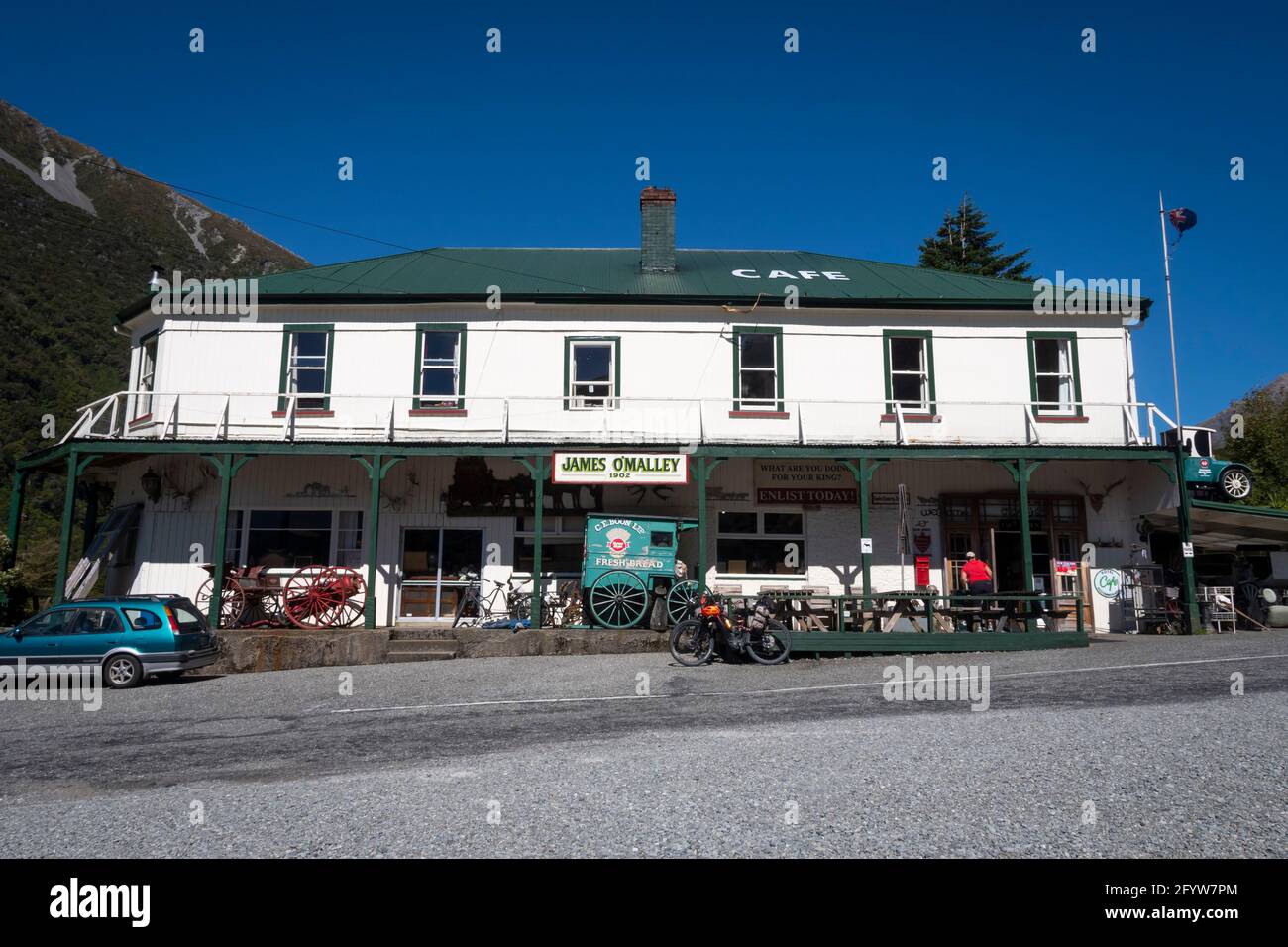 Otira Hotel, jetzt ein Café und Museum, Otira, in der Nähe von Arthurs Pass, Canterbury, Südinsel, Neuseeland Stockfoto