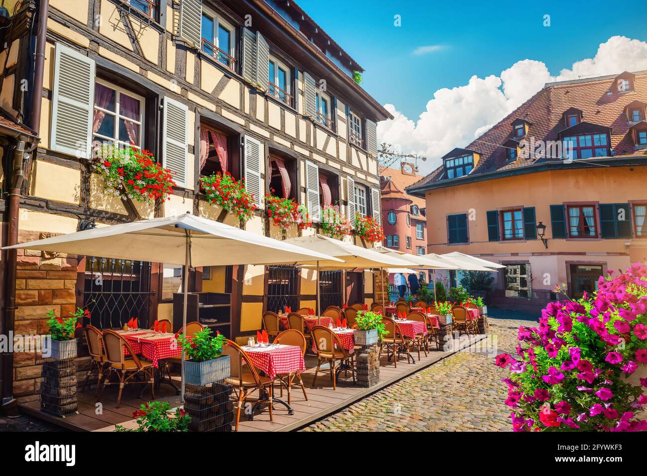 Café von Straßburg am Morgen, Frankreich Stockfoto