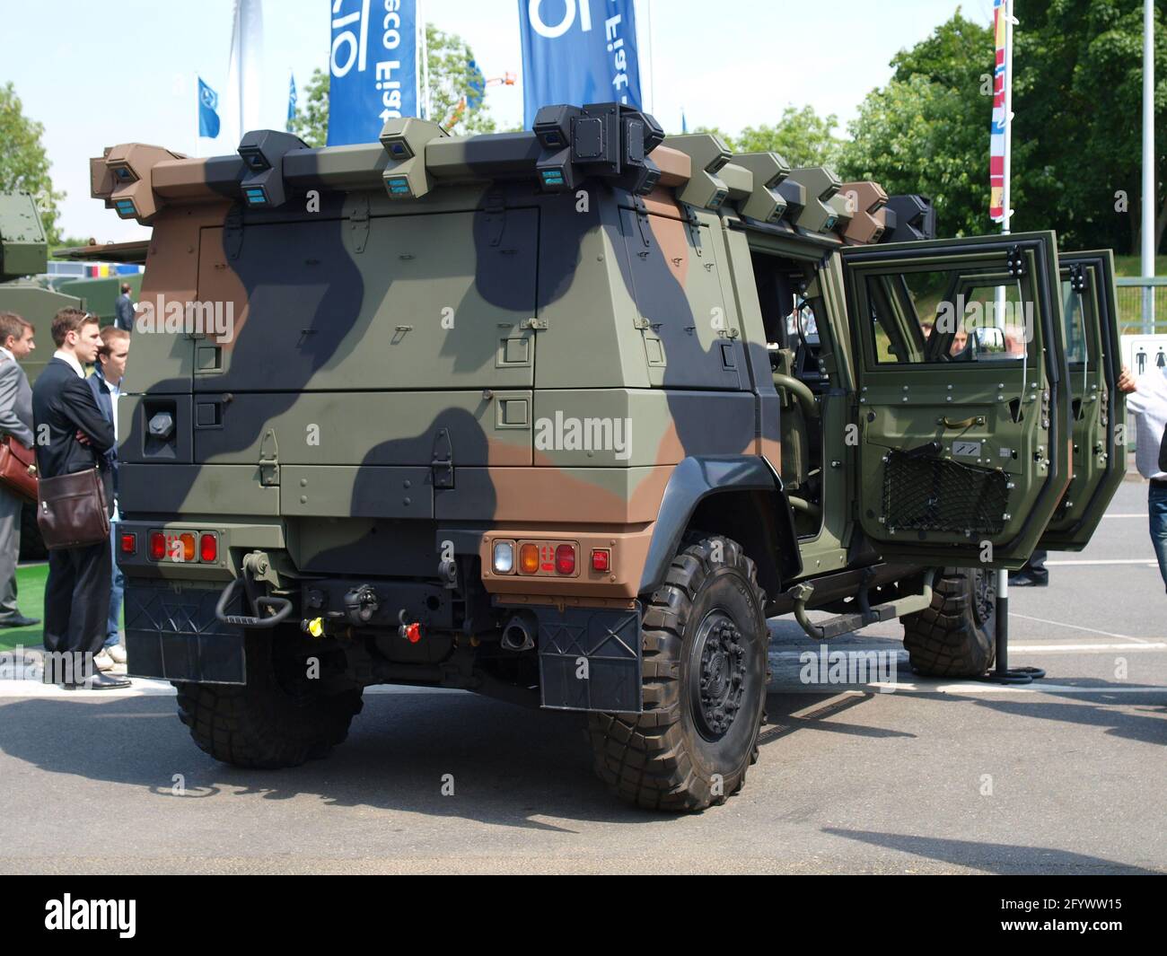 Paris, Frankreich - Juni 18.2008: Iveco LMV (Light Multi-Role Vehicle) auf der Eurosatory 2008 Stockfoto