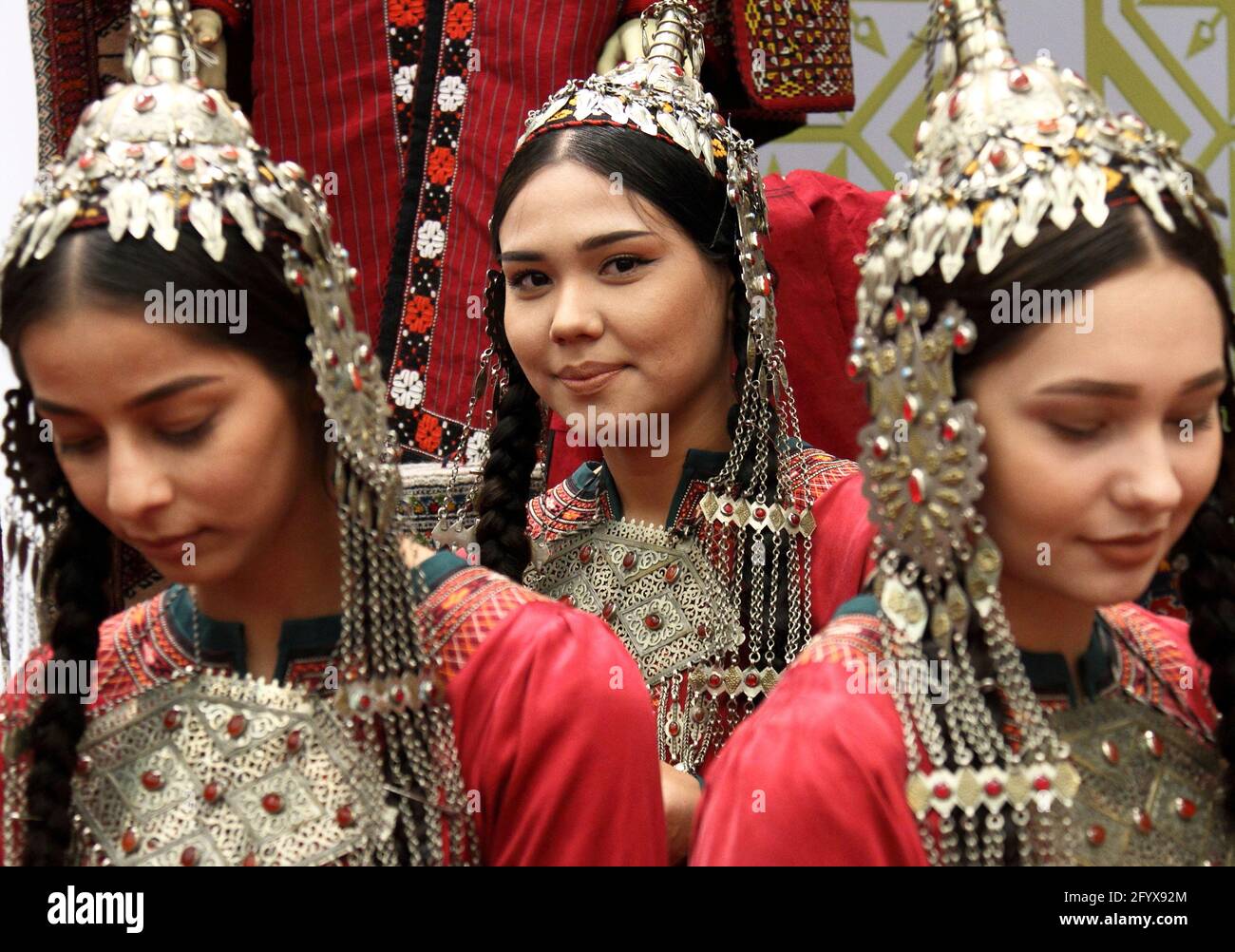 ashgabat-carpet-fotos-und-bildmaterial-in-hoher-aufl-sung-alamy