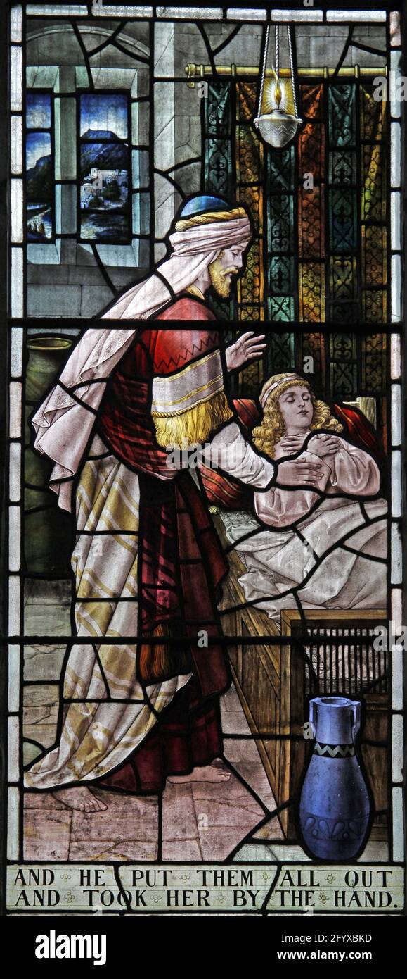 Buntglasfenster mit Darstellung der Heilung Christi, der Marienkirche, Wareham, Dorset Stockfoto
