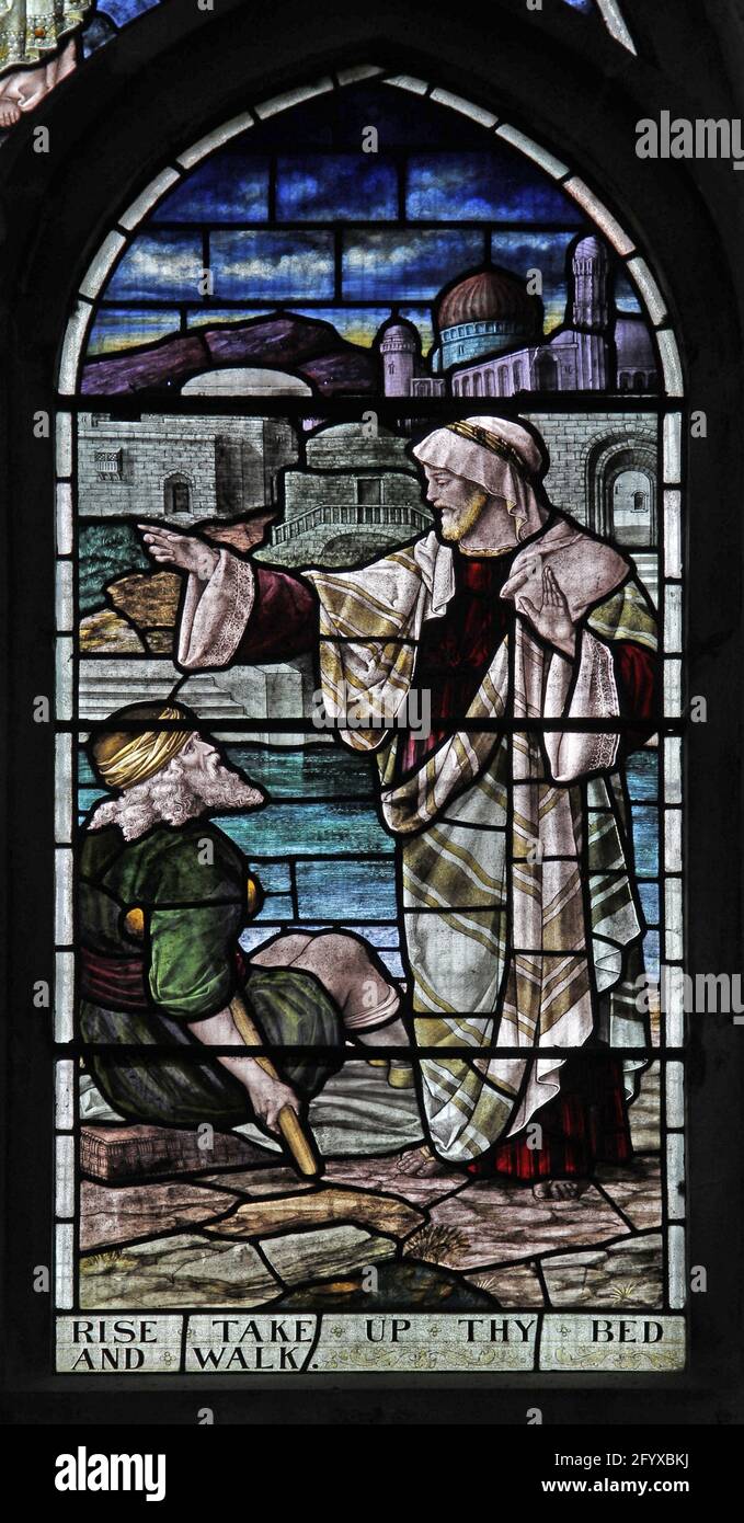 Buntglasfenster mit Darstellung der Heilung Christi, der Marienkirche, Wareham, Dorset Stockfoto