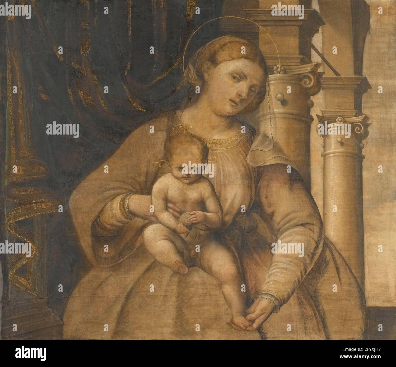 Jungfrau Und Kind. Unvollendete Darstellung von Maria mit Kind. Das Christuskind steht Maria auf dem Schoß, mit einer Rose in den Händen. Rechts zwei Spalten mit Großbuchstaben. Stockfoto