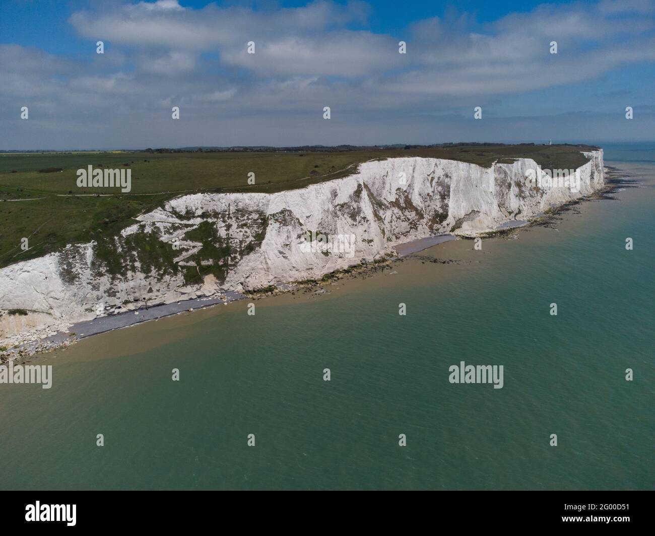 Die White Cliffs of Dover, Teil der North Downs Formation, ist die Region der englischen Küste mit Blick auf die Straße von Dover und Frankreich. Kent, England Stockfoto