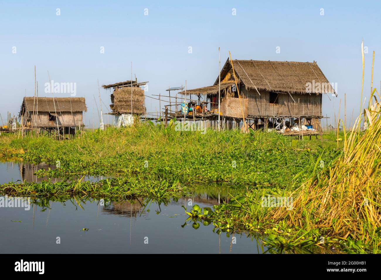 Schwimmende Häuser am Inle-See, Myanmar Stockfoto Schwimmende Häuser am Inle-See, Myanmar Stockfoto