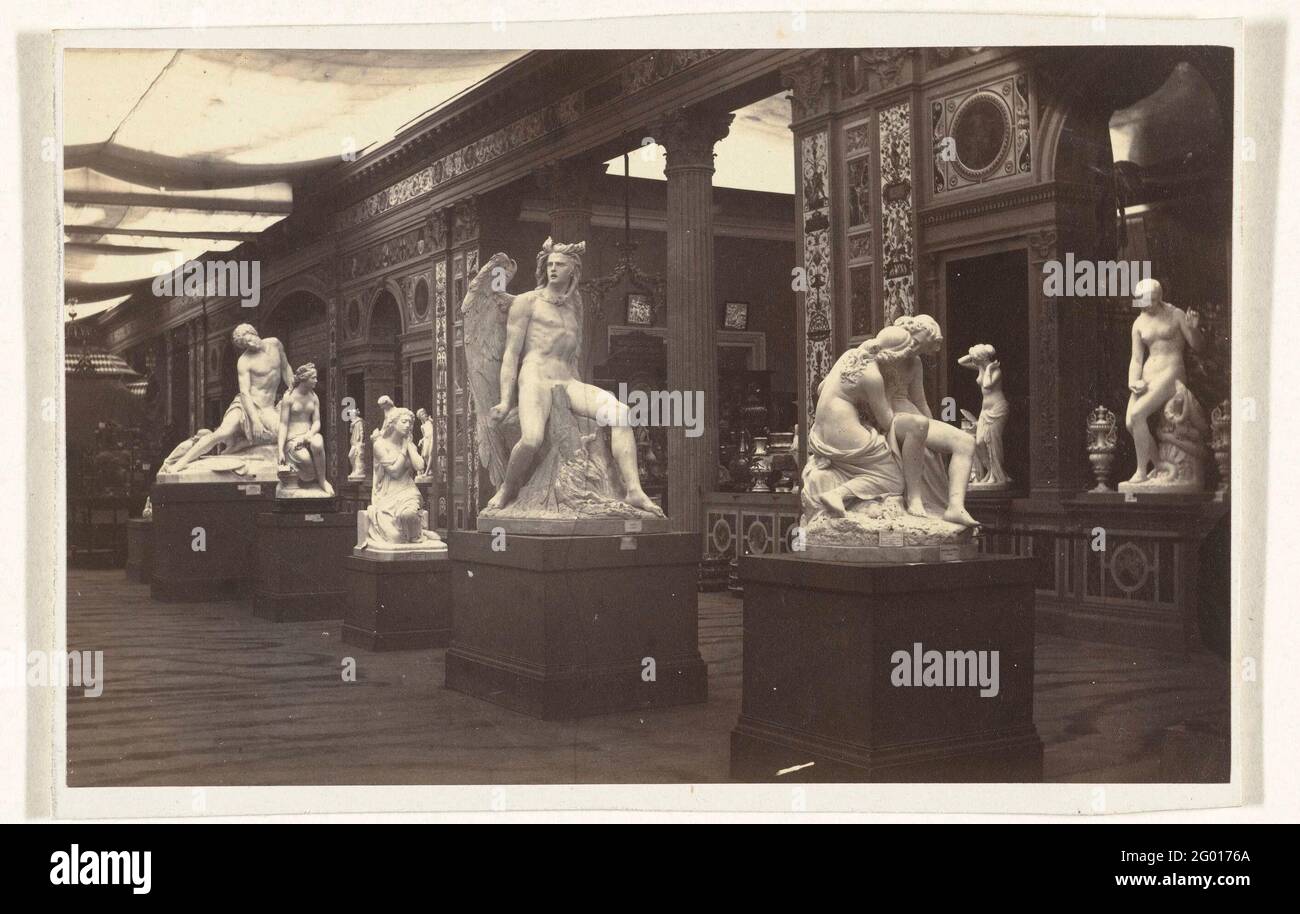 Ausstellung Universelle (Weltausstellung), Paris 1867: Blick in die italienische Galerie mit Bildern; Expos. Universell Gallery Italien. Stockfoto