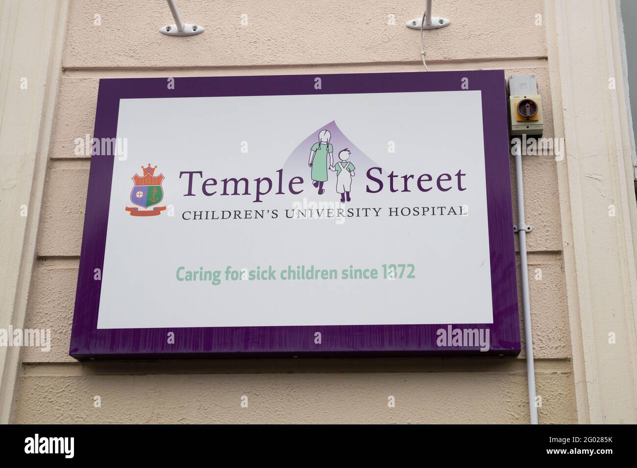 Dublin 1, Dublin City, Irland, 23. Mai 2021, Schild des Temple Street Children's University Hospital Stockfoto