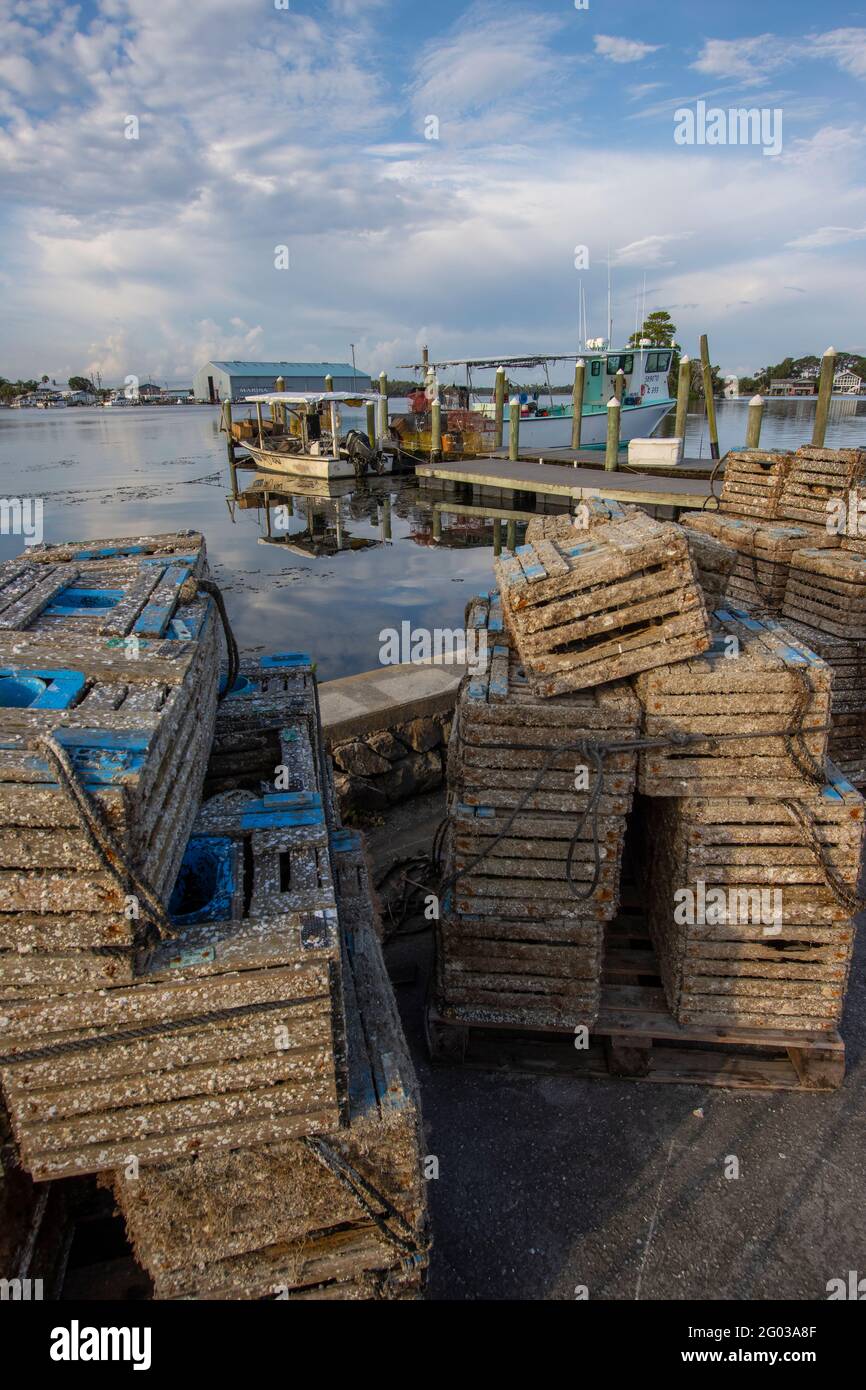 King's Bay Crystal River, Florida: Kommerzielle Fischerboote auf den Docks Stockfoto