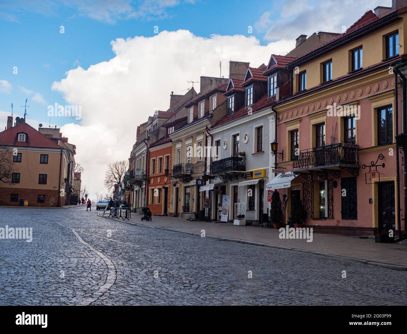 Sandomierz, Polen - 17. Feb 2020: Blick auf den Marktplatz. Sandomierz ist eine der ältesten und historisch bedeutendsten Städte Polens. Stockfoto