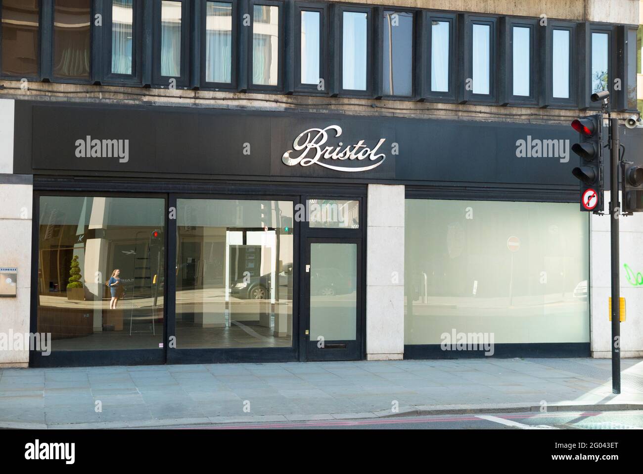 Der Showroom von Bristol Cars in der Kensington High Street. London. VEREINIGTES KÖNIGREICH. (123) Stockfoto