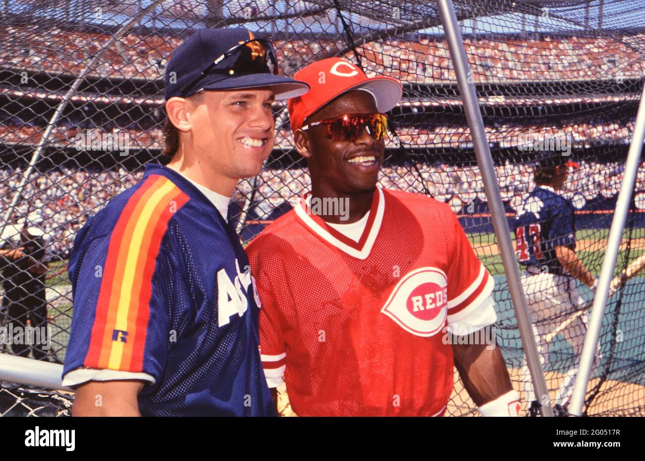 Die Baseballspieler der Major League Craig Biggio und BIP Roberts posieren für ein Foto beim MLB All-Star-Spiel 1992 -- Bitte schreiben Sie der Fotografin Kirk Schlea Anerkennung Stockfoto