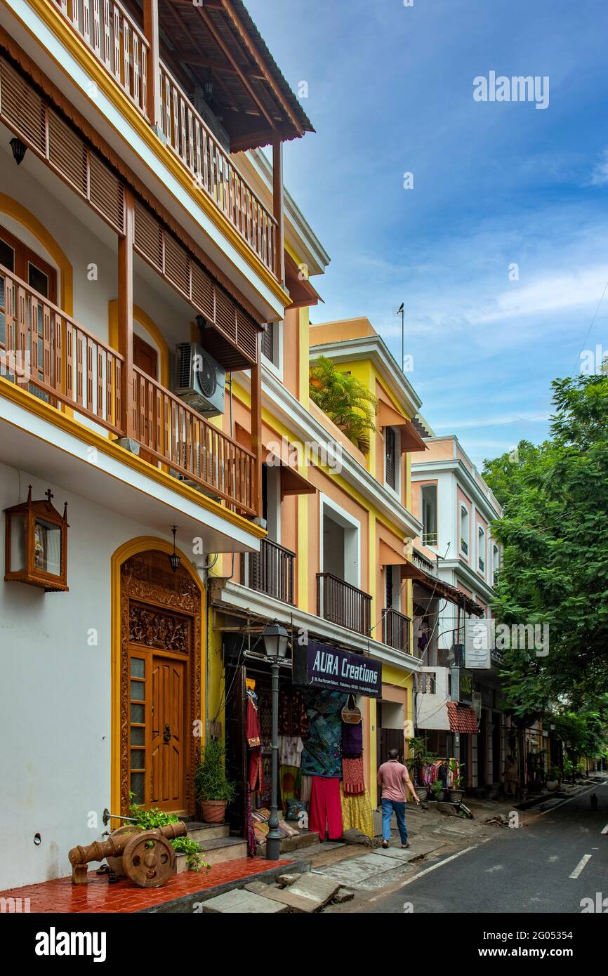 Koloniale Gebäude, French Quarter, Pondicherry, Tamil Nadu, Indien Stockfoto