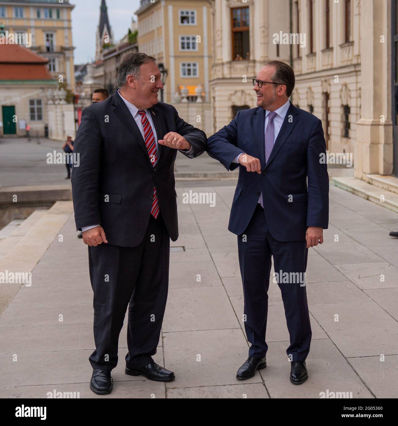 Staatssekretär Michael R. Pompeo trifft am 14. August 2020 in Wien mit dem österreichischen Außenminister Alexander Schallenberg zusammen Stockfoto