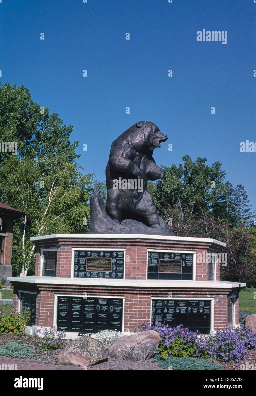 2000s USA - Teddy Roosevelt Monument, Ansicht 1, Milwaukee Road Railroad Station, Missoula, Montana 2004 Stockfoto