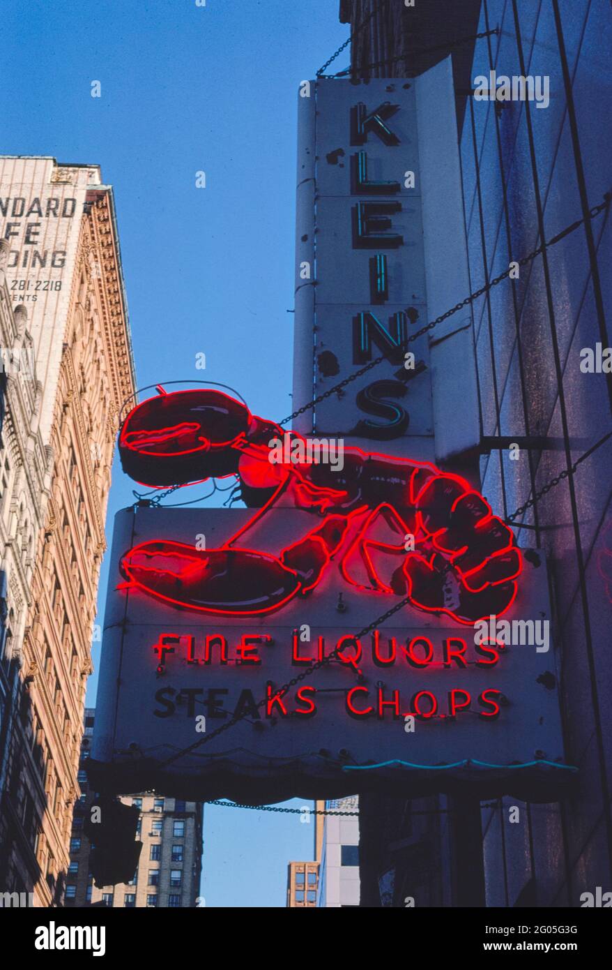 1980er Jahre Amerika - Klein's Restaurant Schild, Pittsburgh, Pennsylvania 1989 Stockfoto