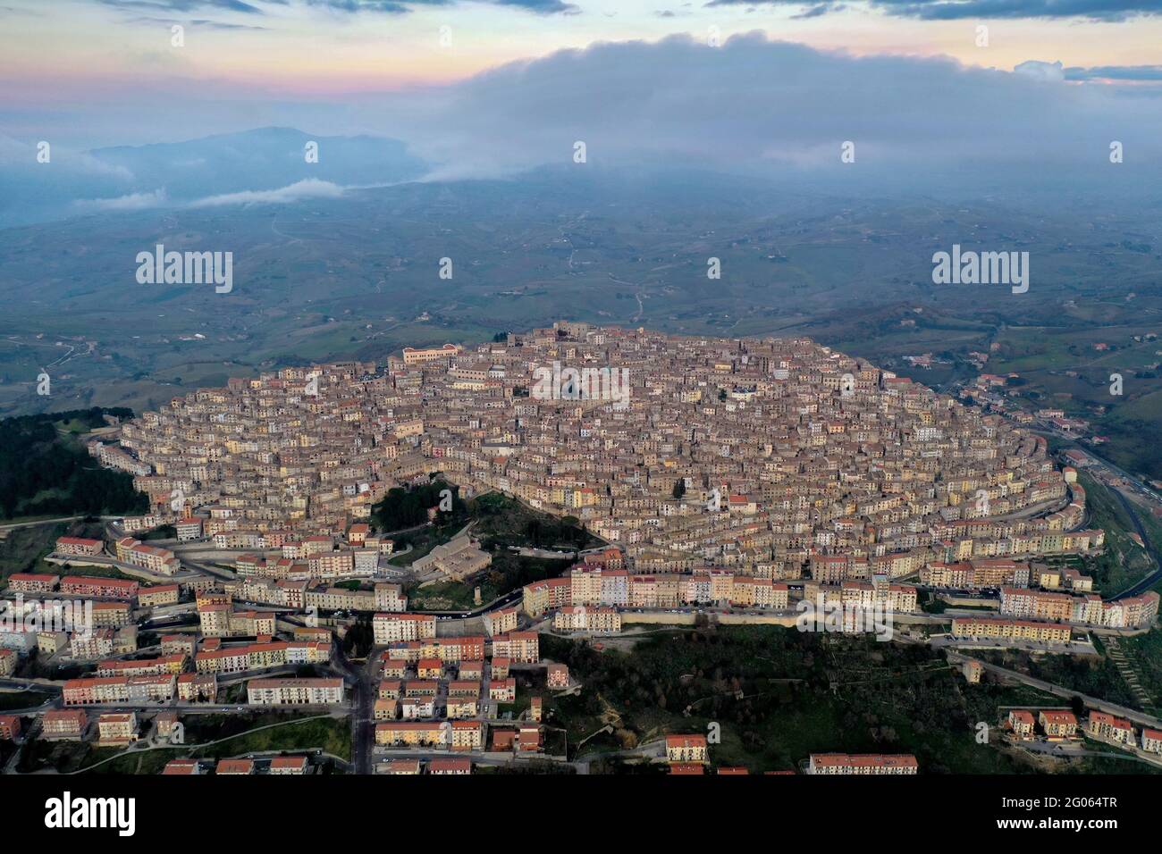 Luftaufnahme des Dorfes Gangi südöstlich von Palermo , Sizilien, Italien Europa Stockfoto