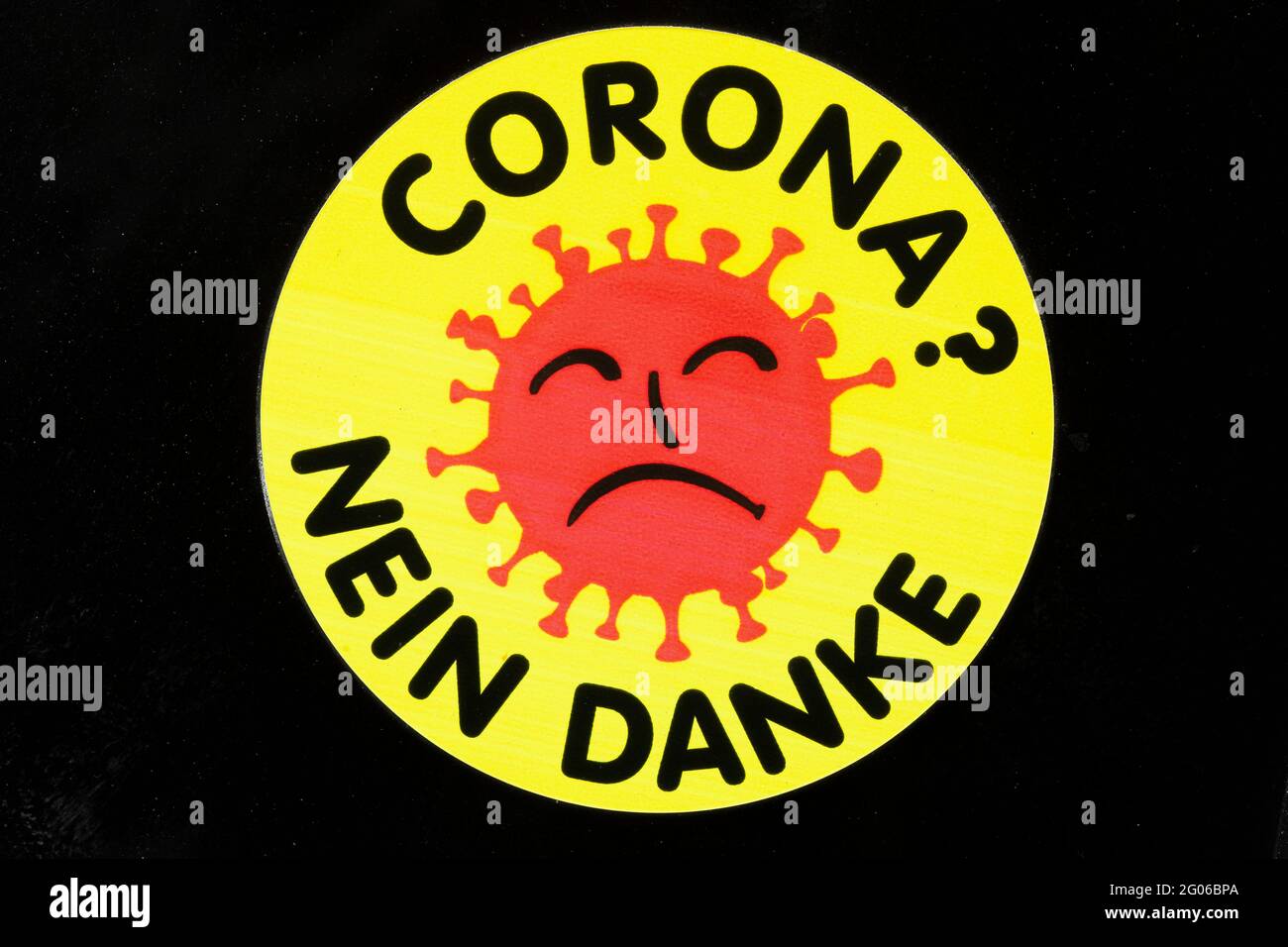 Sticker Corona Nein Danke an ein Fenster, Deutschland, Europa Stockfoto