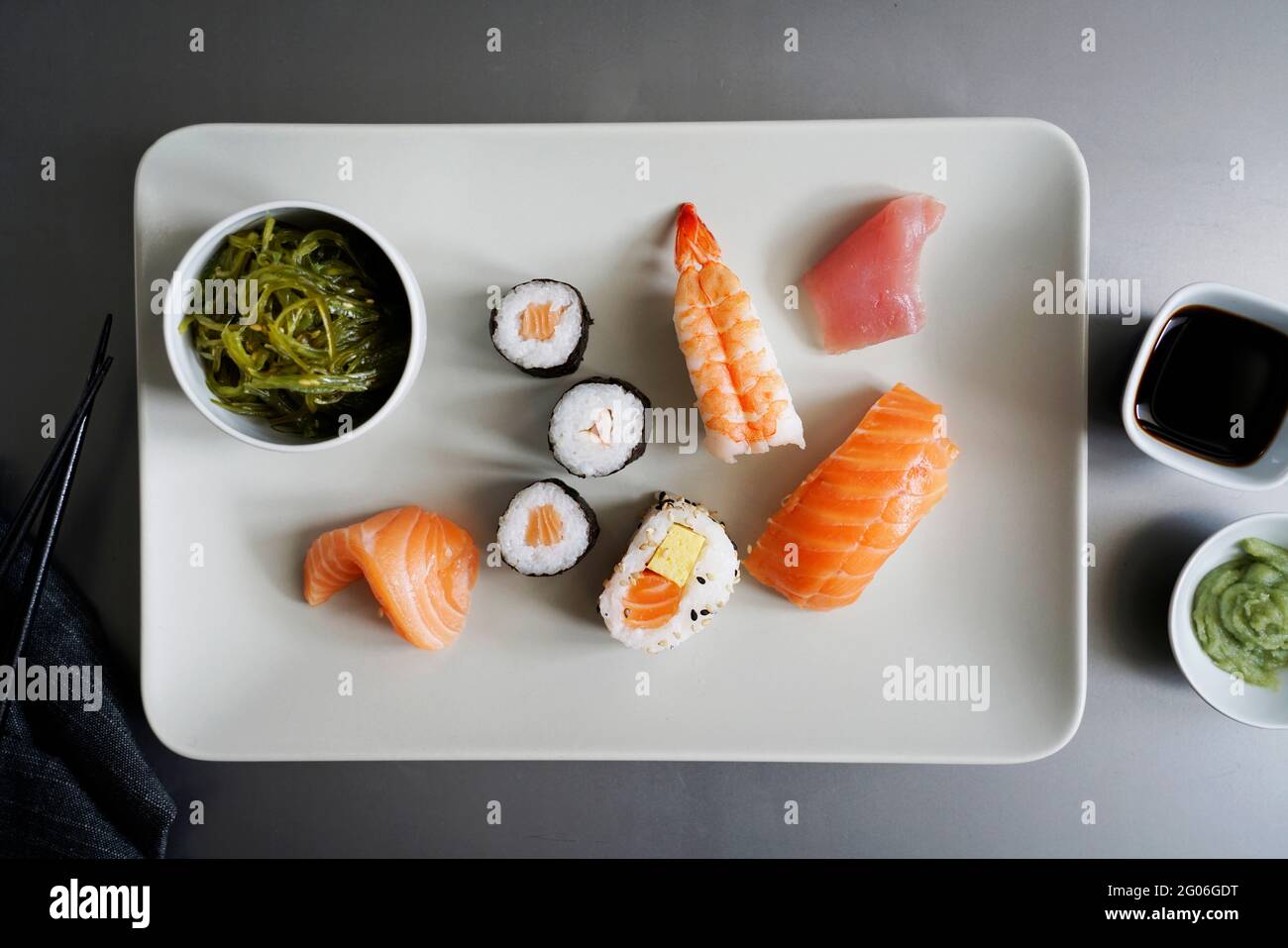 TOPPERFUN 8 Stück Keramik Trockeneis Becher - Multifunktional Für Sushi & Dekoration