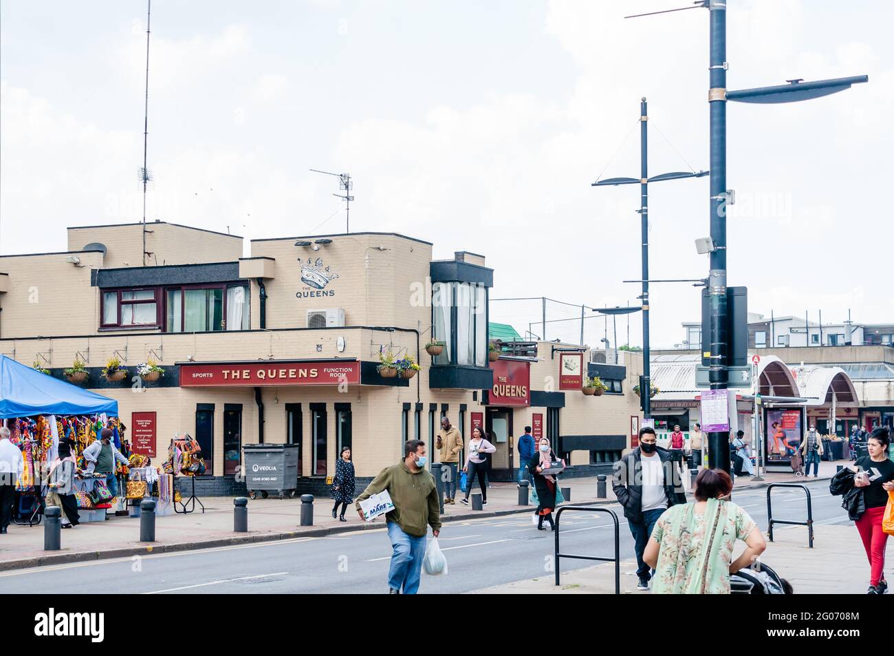 Der Queen Pub in Queen's Market, auch bekannt als Queen's Road Market, und Green Street Market, ist ein historischer Straßenmarkt Stockfoto
