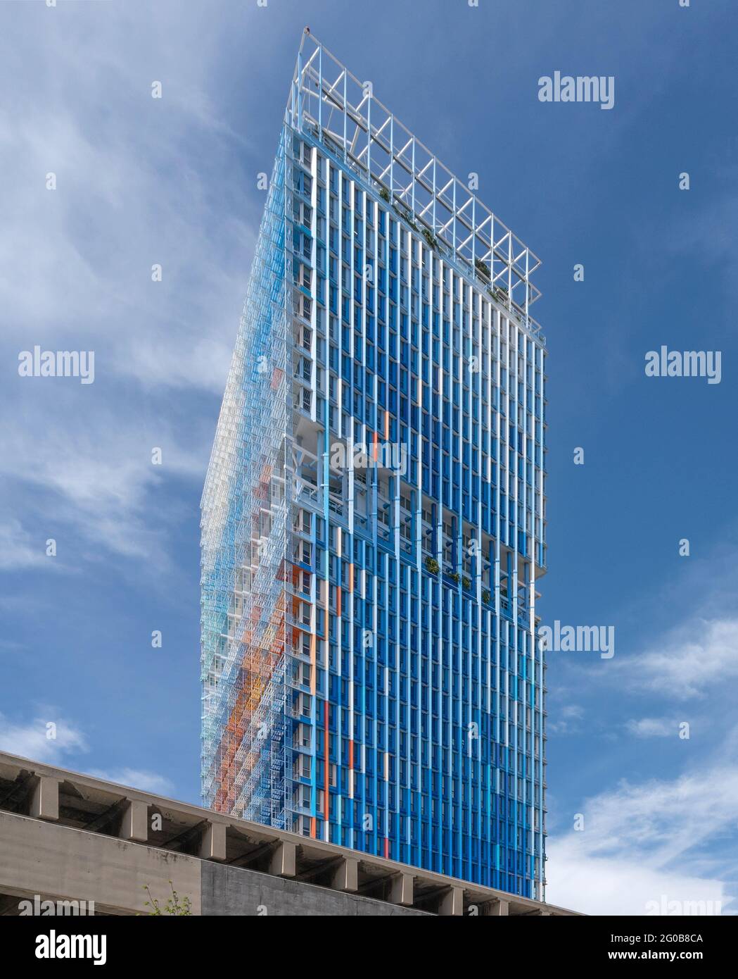 Das Wahrzeichen des Wolkenkratzers 'La Marseille' in Marseille, Frankreich Stockfoto