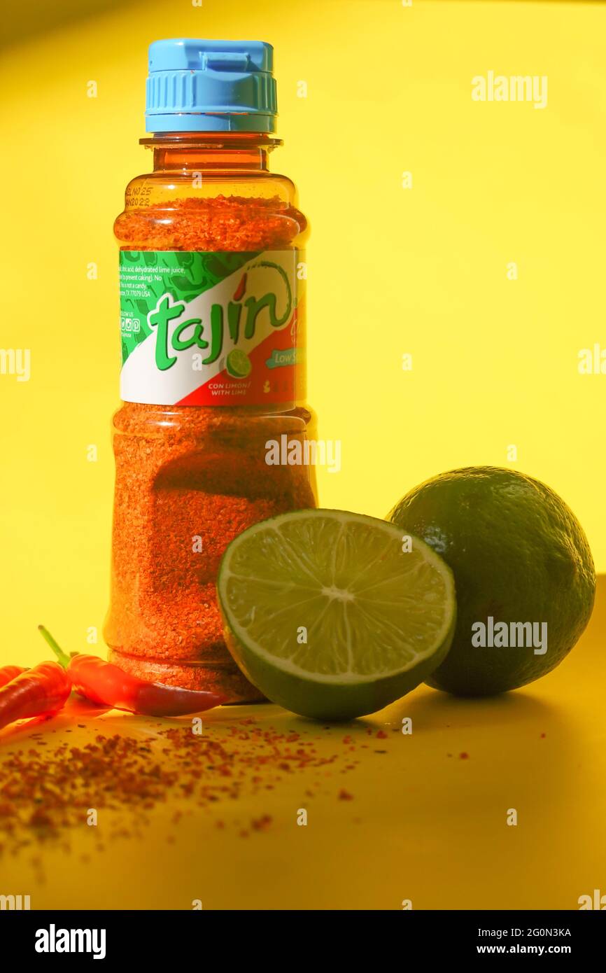 Tajin mexikanisches gewürz -Fotos und -Bildmaterial in hoher Auflösung –  Alamy
