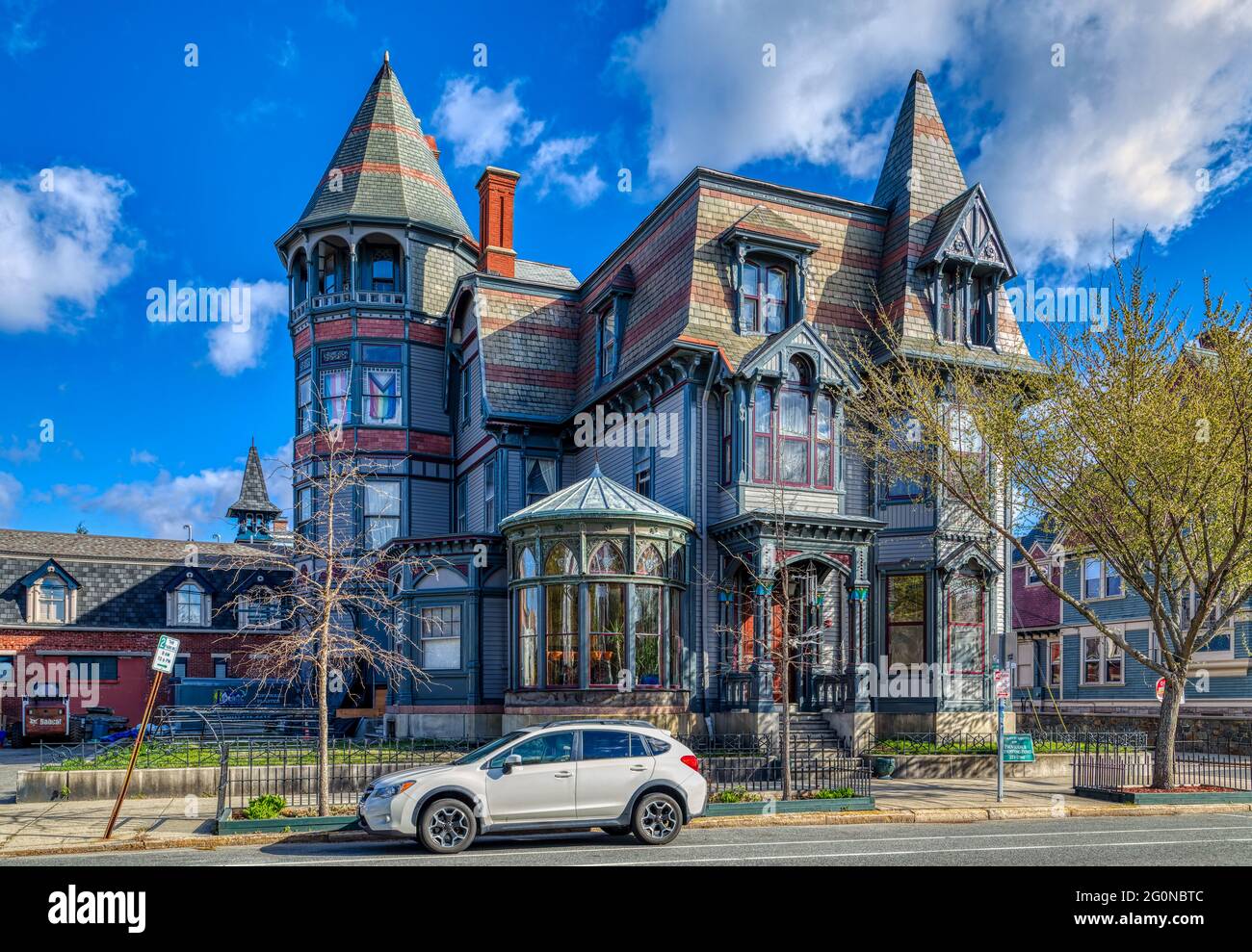 Jerothmul B. Barnaby House, alias Barnaby's Castle, 299 Broadway. Hohes viktorianisches Design von Stone, Camenter & Willson, erbaut 1875. Stockfoto